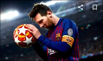 Combien de buts Messi a-t-il mis dans sa carrière professionnelle ?