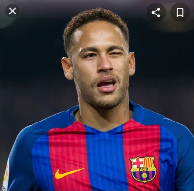 Quel numéro Neymar Jr a-t-il porté quand il jouait au FC Barcelone ?