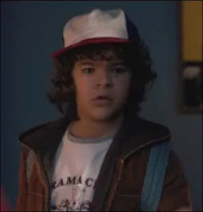 Quel sport pratique Dustin ?