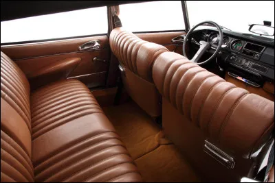 &Agrave; quel v&eacute;hicule appartient cet habitacle ?