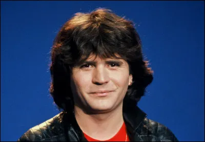 Retrouvez les paroles manquantes de la chanson "Tous les cris les S.O.S " de Daniel Balavoine : 
"Tous les cris les S.O.S. 
Partent dans les airs 
Dans l'eau laissent une trace 
Dont les écumes font la beauté 
Pris dans leur vaisseau de verre 
Les ...
Mais les vagues les ramènent 
En pierres d'étoile sur les rochers".