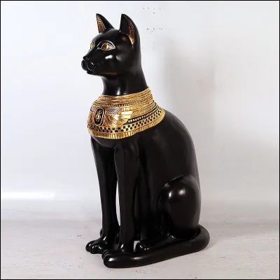 Dans quel pays les premiers foyers de domestication du chat ont-ils vu le jour ?