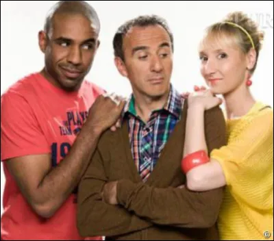 Sur la photo ci-dessus, nous voyons l'acteur Élie Semoun.
Quel rôle interprète-t-il ?