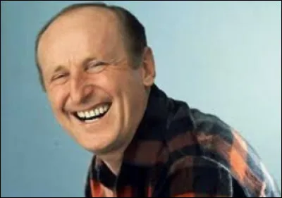 Bourvil a chanté ''Salade de fruits''. Quel fruit tropical est le kumquat ?