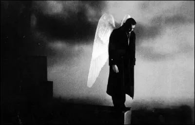 Compléter le titre du film de Wim Wenders, ''Les Ailes...''