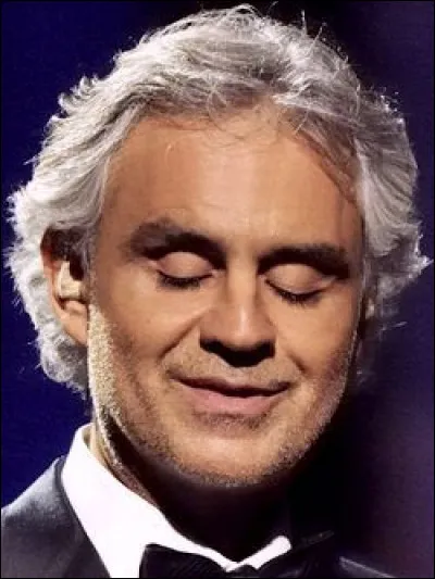 Qui cet Andrea, ténor italien aveugle, un des chanteurs italiens les plus connus au monde ?