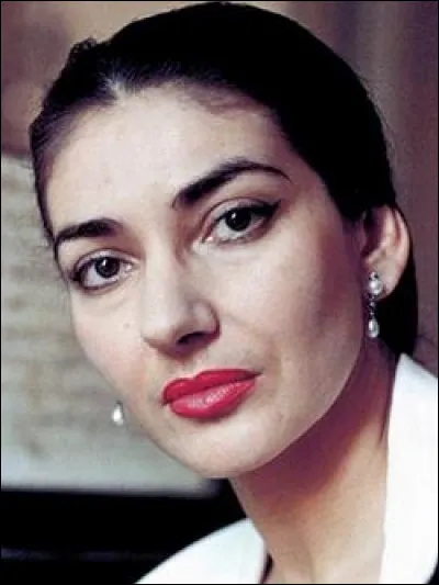 Qui est cette Maria, cantatrice grecque surnommée "la Bible de l'opéra ", elle a boulversé l'art lyrique du XXe siècle, morte en 1977 ?
