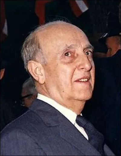 Qui est Manuel, pr&eacute;sident de la R&eacute;publique du P&eacute;rou de 1939 &agrave; 1945 et de 1956 &agrave; 1962, mort en 1967 ?