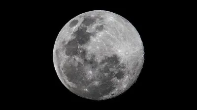 Le satellite naturel de la Terre, la Lune, a été soumis, durant une période, à un intense bombardement météoritique, d'où l'origine des nombreux cratères caractéristiques qui la recouvrent. Mais de quand date cet événement ?