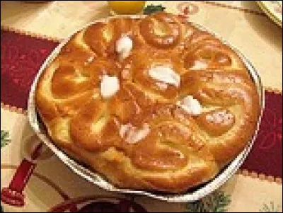 Gilbert a préparé un superbe gâteau (...) à la crème pâtissière.