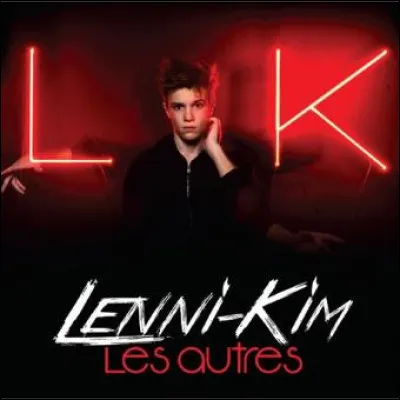 En quelle année est sorti son album "Les autres" ?