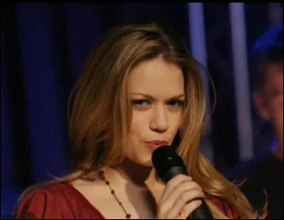 Dans quel épisode Haley part-elle en tournée ?