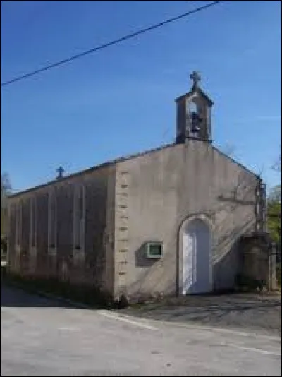 Nous terminons notre balade dans les Deux-Sèvres, à Villefollet. Nous sommes en région ...