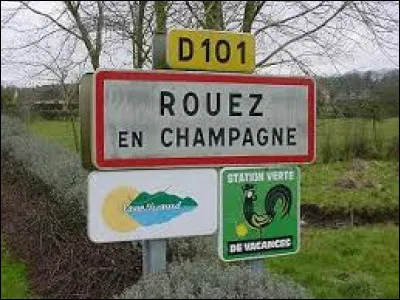 Nous sommes dans la Sarthe à l'entrée de Rouez-en-Champagne. Nous nous trouvons en région ..