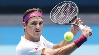 Dans quel sport s'illustre Roger Federer ?