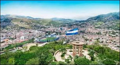 Hum, trop facile...
De quel pays Tegucigalpa est-elle la capitale ?
