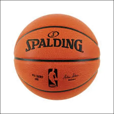 Combien de joueuses sont alignées pour un match de basket ?