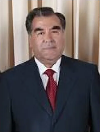 C'est bien Emomalii Rahmon le président actuel, mais depuis quelle année ?