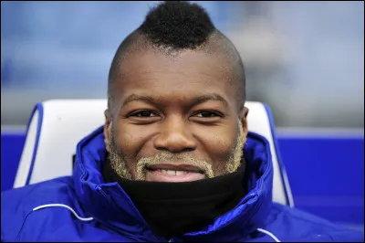 Dans quel club Djibril Cissé a-t-il démarré sa carrière professionnelle ?