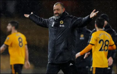 Qui est l'entraîneur actuel de Wolverhampton ? (avril 2020)