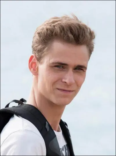 Qui est la mère biologique de Bart Vallorta ?