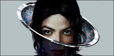 Ensuite, quel est le nom complet de la célèbre star internationale ?