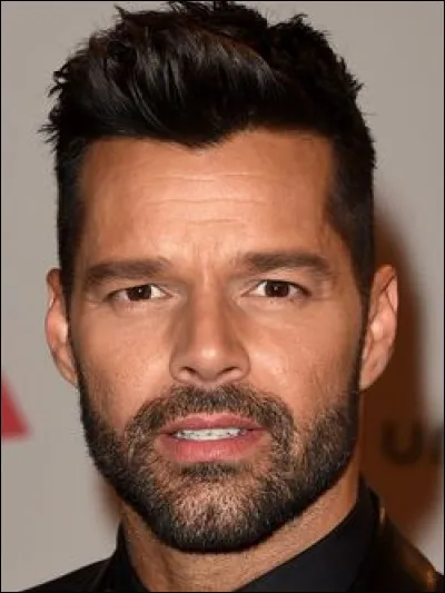 Qui est ce Ricky, acteur et chanteur portoricain naturalis&eacute; espagnol ?