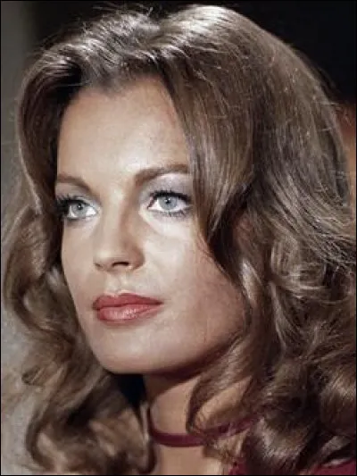 Qui est cette Romy, actrice allemande, inoubliable interpr&egrave;te de l'imp&eacute;ratrice Sissi, morte en 1982 ?
