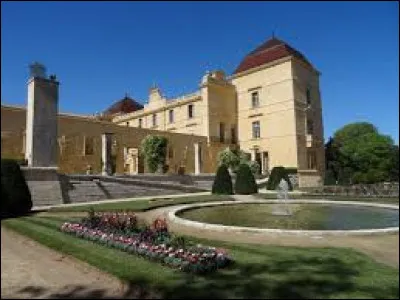 La capitale de cette île est :