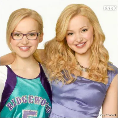 À quel âge a-t-elle tourné dans la série Disney "Liv et Maddie" ?
