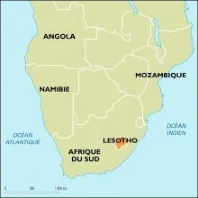 Laquelle de ces propositions est une particularit&eacute; du Lesotho ?