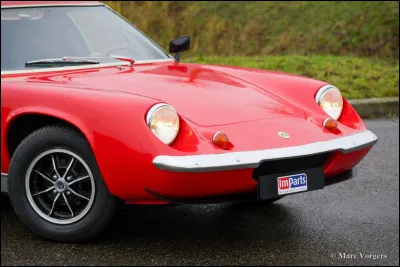 Quel est le nom du modèle de cette Lotus ?