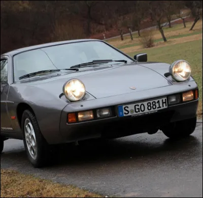 Quel est le nom du modèle de cette Porsche ?