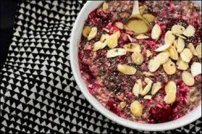 Le porridge vegan est un plat typique...