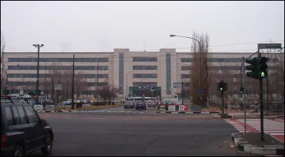 Dans quelle ville, les usines du constructeur automobile Fiat sont-elles principalement situ&eacute;es ?