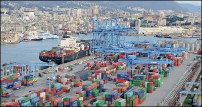 Quelle est la plus grande ville portuaire d'Italie ?