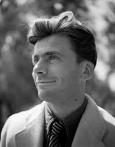 Qui est cet acteur qui joue le rôle du mécanicien dans le film ''Le Voyage en ballon'' ?