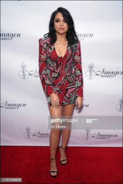 À part la danse, elle a un autre talent. Lequel ?