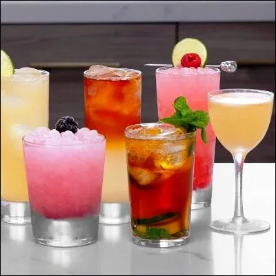 Quel sirop est un ingrédient de base de plusieurs cocktails, dont le monaco et la tequila sunrise ?