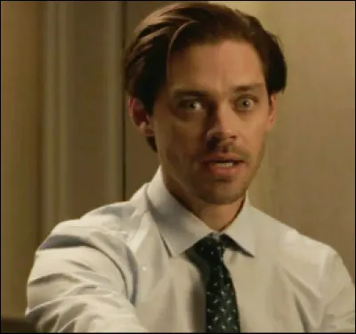 Malcolm Bright est un...