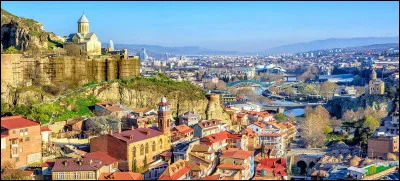 La capitale de la Géorgie est :