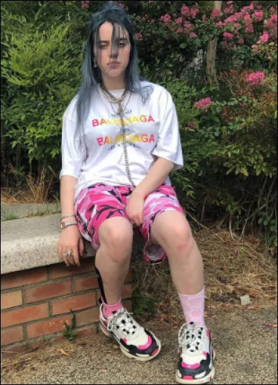 Comment s'appelle la mère de Billie ?