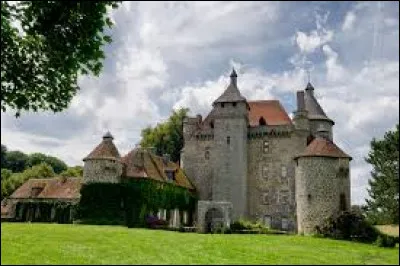 Nous terminons notre balade au château de Villemonteix, à Saint-Pardoux-les-Cards. Village Creusois, il se situe en région ...