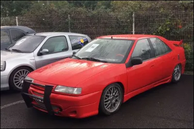 Quelle version de la Xantia fut utilisée dans Caméra-café ?