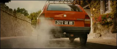 Dans le film "Un Jour mon père viendra" quelle affirmation de Gustave (Gérard Jugnot) est fausse à propos de sa GS ?