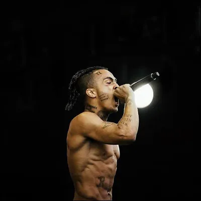 Comment s'appelle son père ?