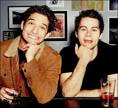 Pour nos amis sur la photo, la transformation en loups-garous était une affaire de...