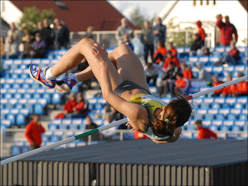 Qui détient le record du monde féminin du saut en hauteur ?