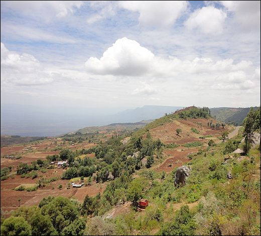 A quelle altitude se situe la ville d'Iten an Kenya ?