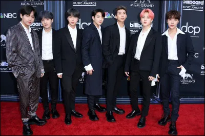 Et qui est considéré comme la "maman" du groupe ?